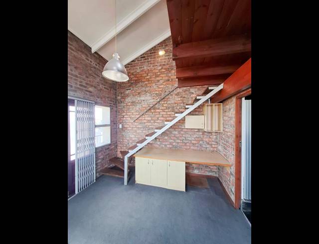 1 BEDROOM APARTMENT RENTED IN SOUTH END